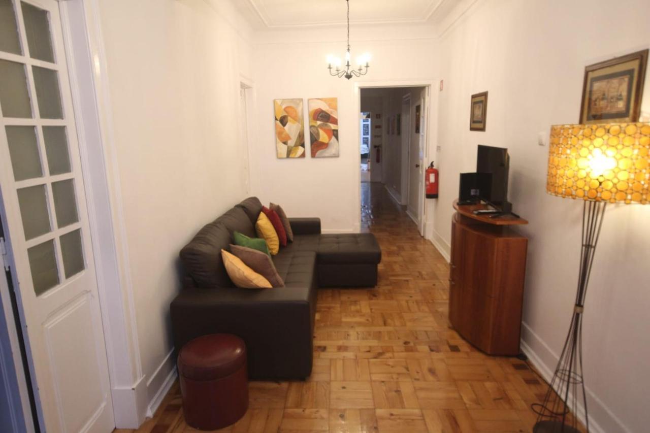 Antique M1 R1 - Amazing Double Room With Shared Bathroom In Marques Pombal Lisboa Ngoại thất bức ảnh